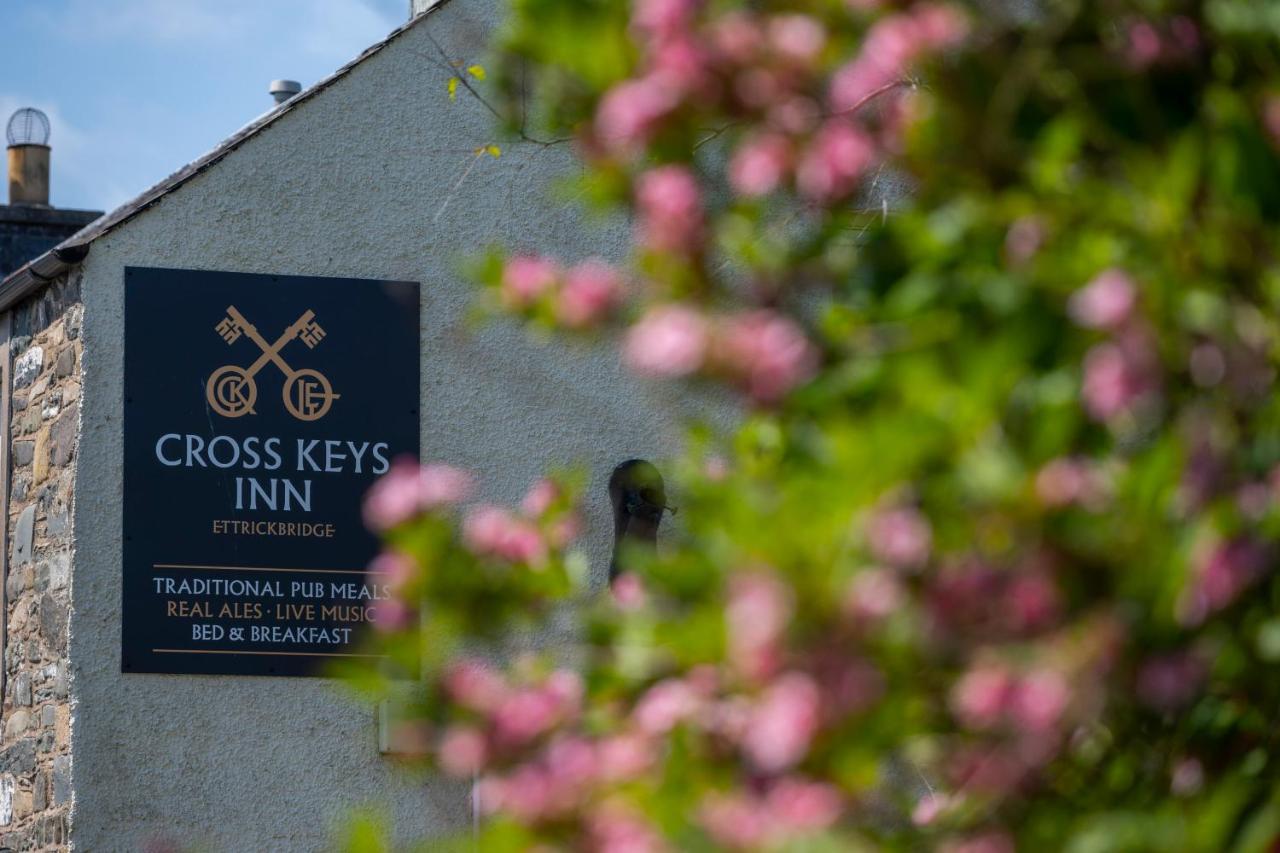 Cross Keys Inn Ettrickbridge Ettrickbridge End Buitenkant foto